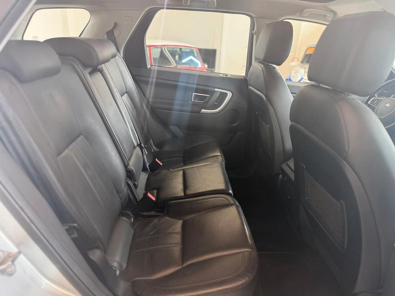 Land Rover Discovery Sport 2.0 TD4 180 CV HSE