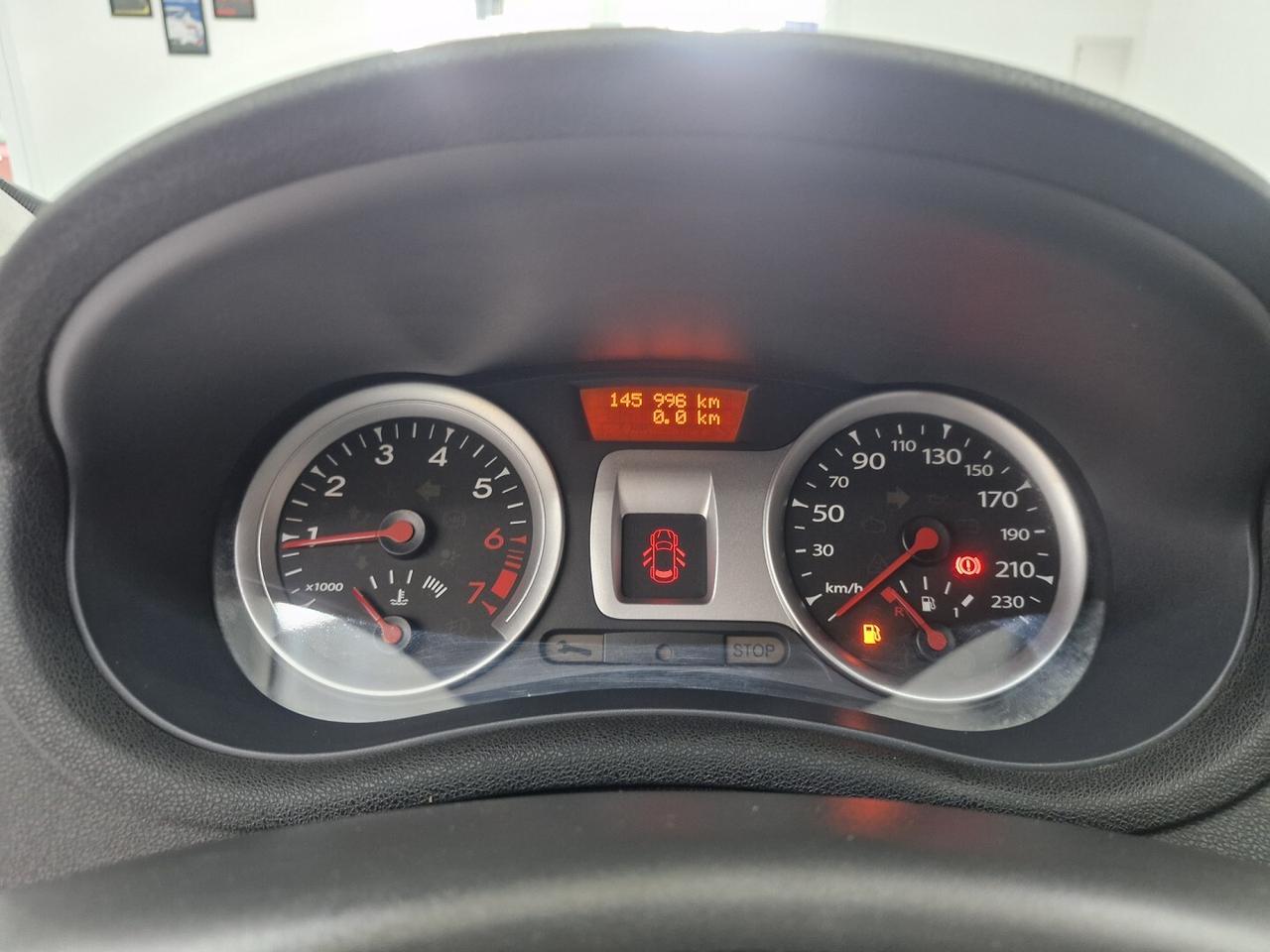 RENAULT CLIO 1.2 BENZINA 16V LUXE 140000KM