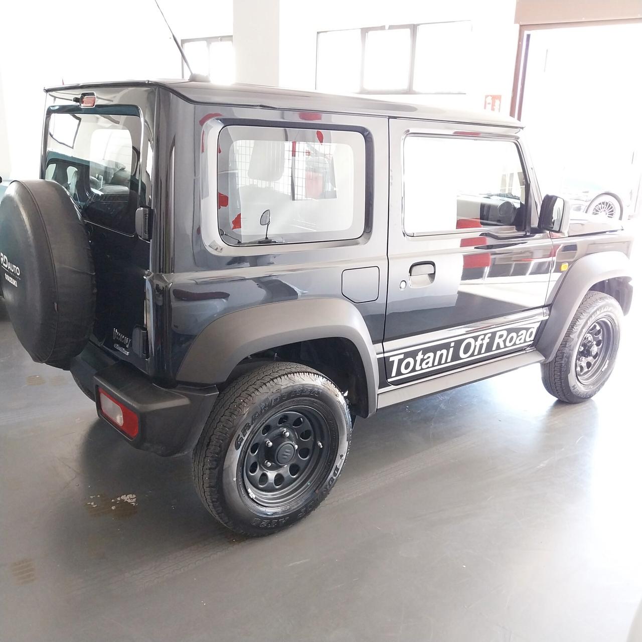 Suzuki Jimny 1.5 5MT PRO (N1)