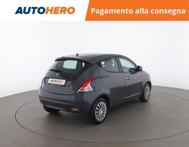 LANCIA Ypsilon 1.2 69 CV 5 porte Silver