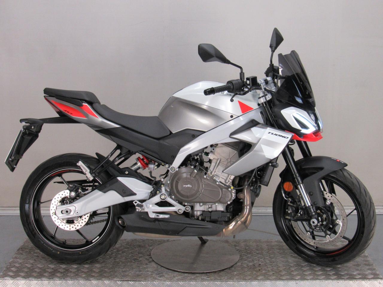 Aprilia Tuono 457 ABS 35 KW PATENTE A2