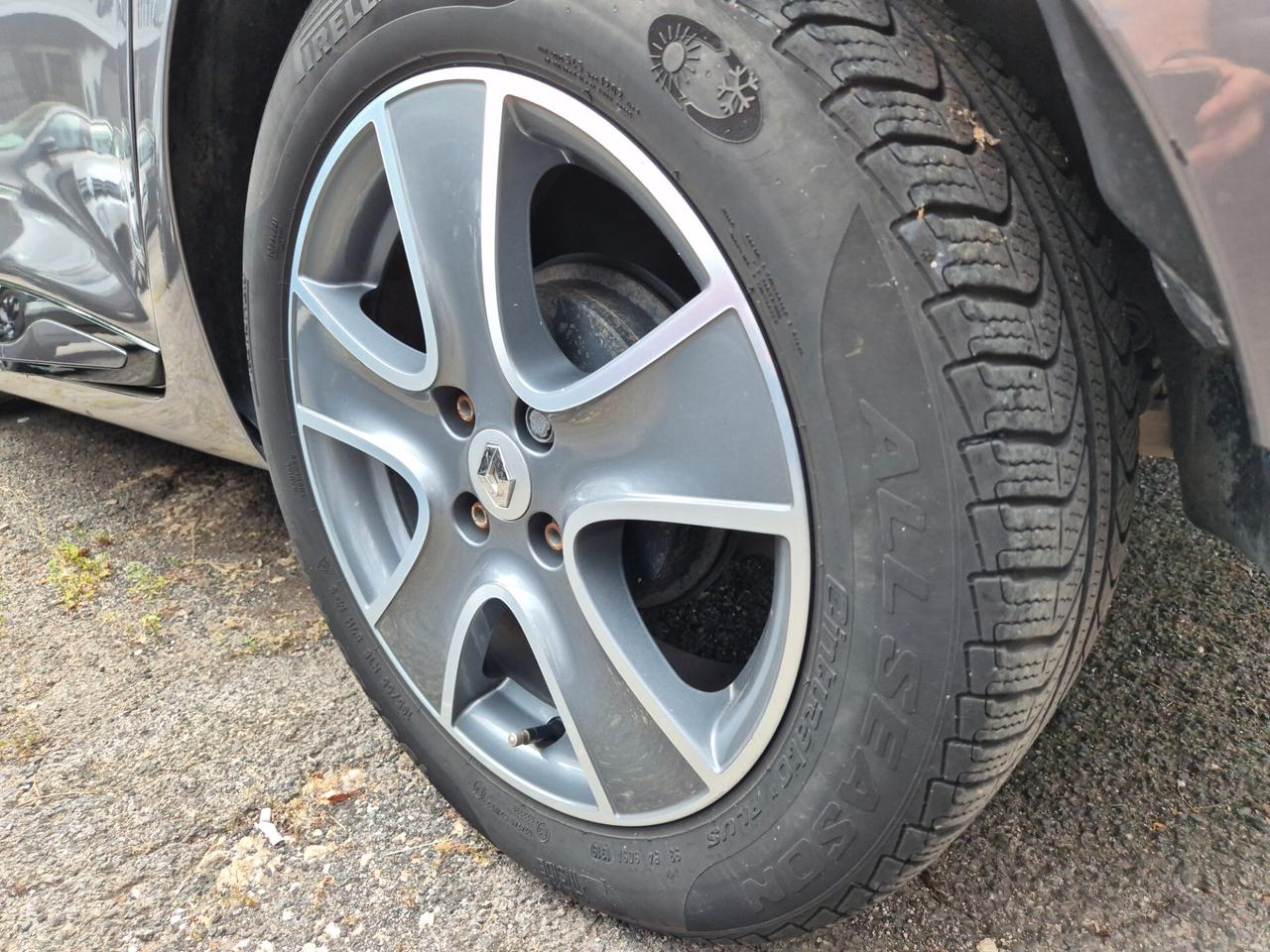 Renault Clio 1.2 75CV 5 porte COSTUMWENATIONAL