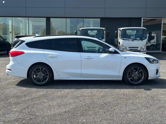 FORD Focus 1.0 EcoBoost 125 CV SW ST-Line