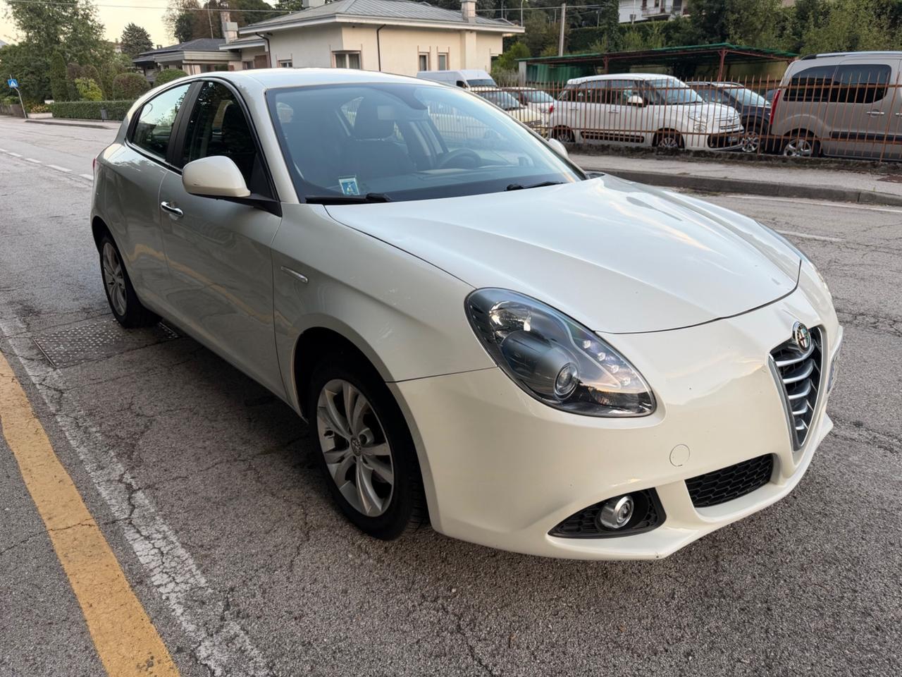 Alfa Romeo Giulietta 1.6 JTDm-2 105 CV Exclusive