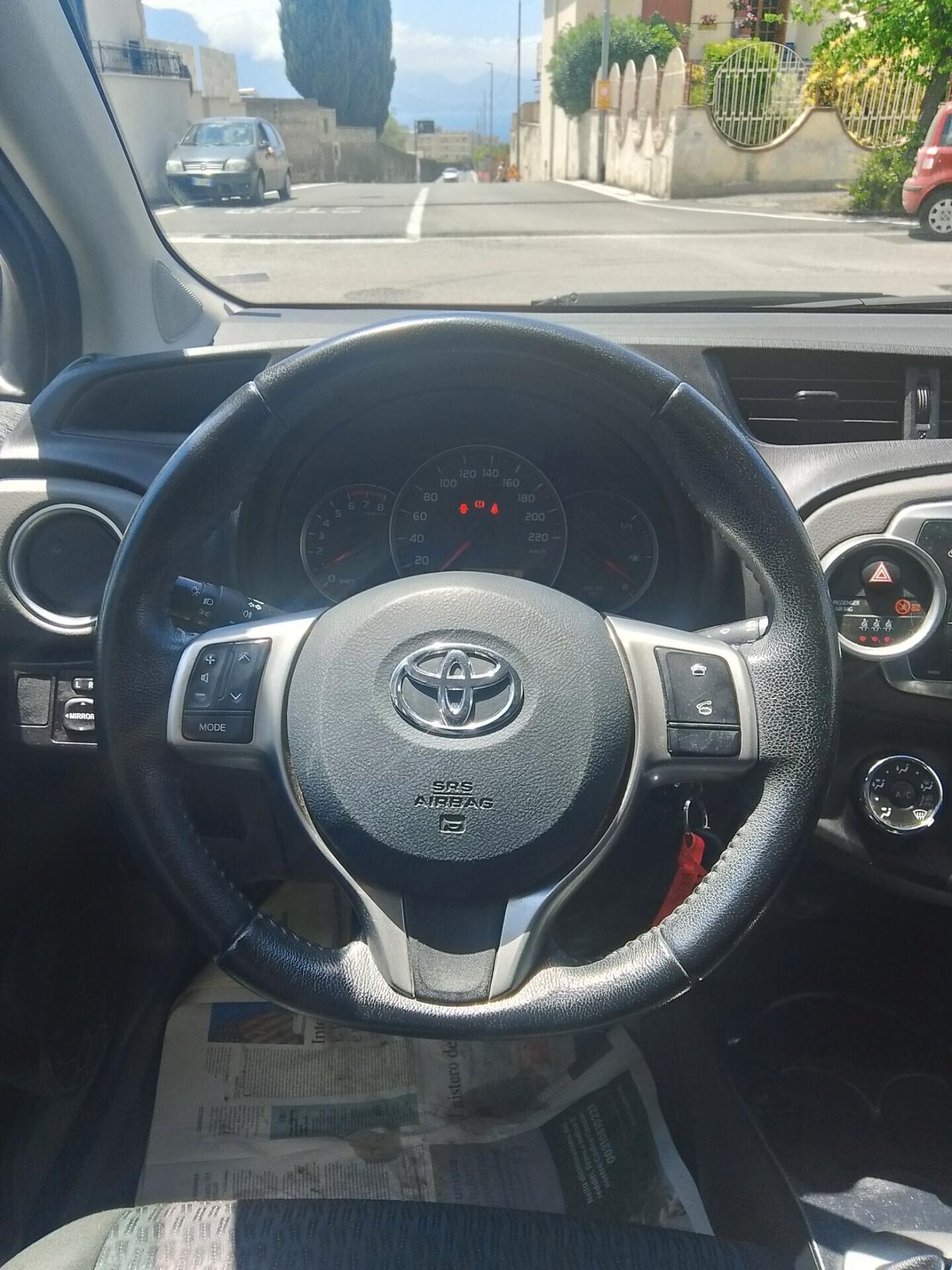 Toyota Yaris 1.0 5 porte Active