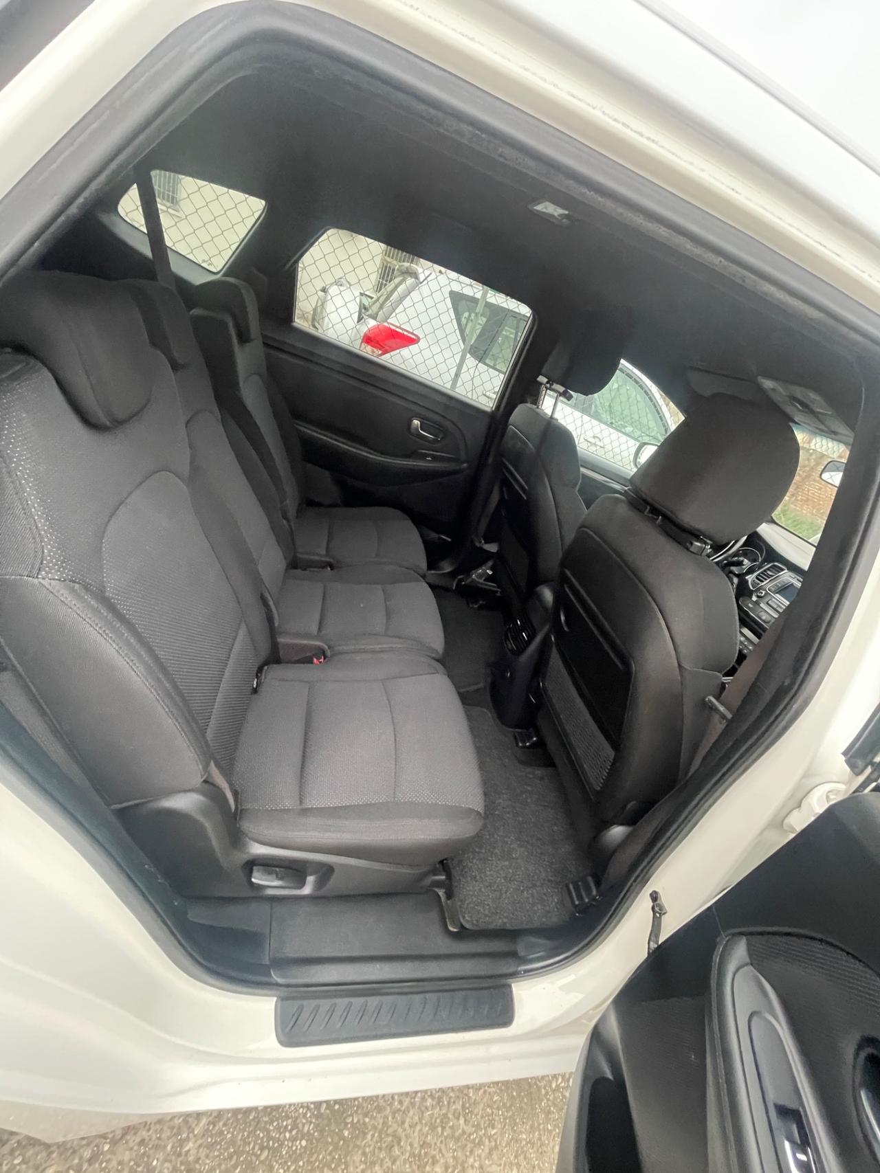 Kia Carens 1.7 CRDi 115 CV Class 7 posti