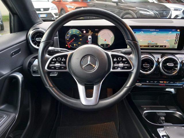 MERCEDES-BENZ A 200 Automatic Sport