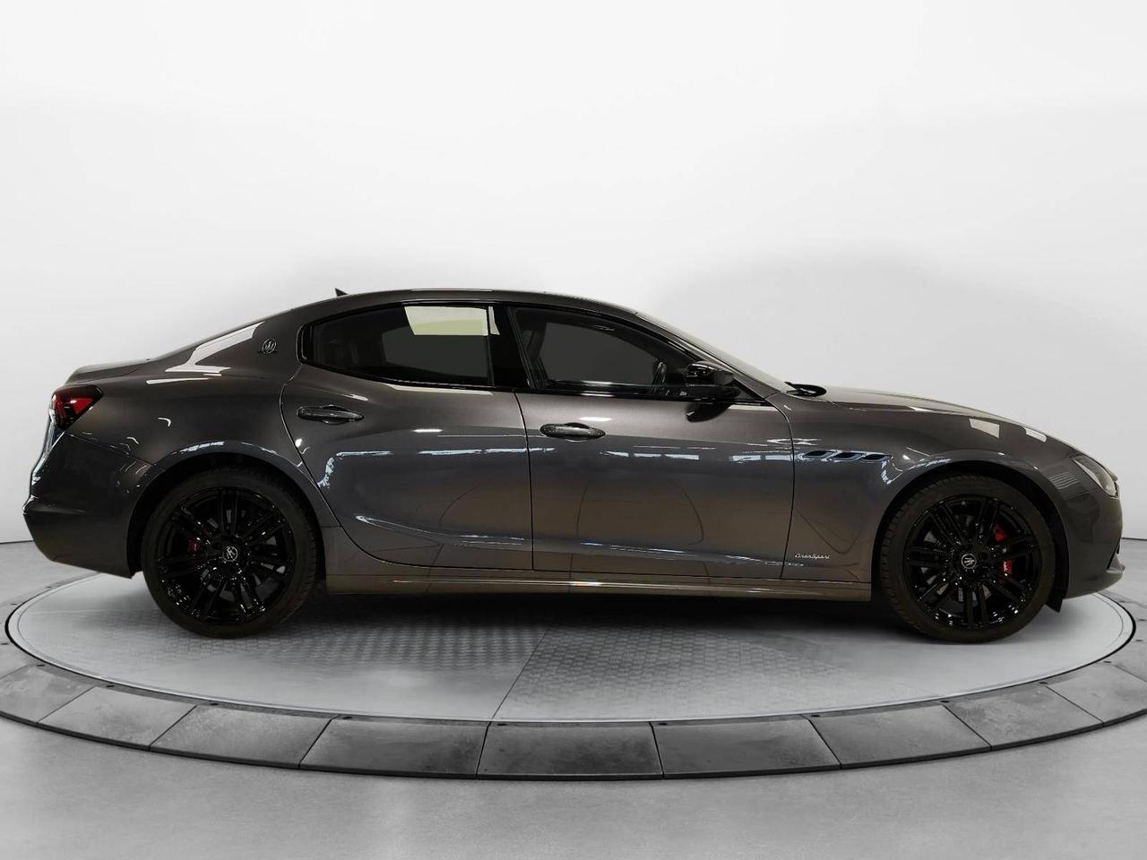 Maserati Ghibli Gransport 330cv