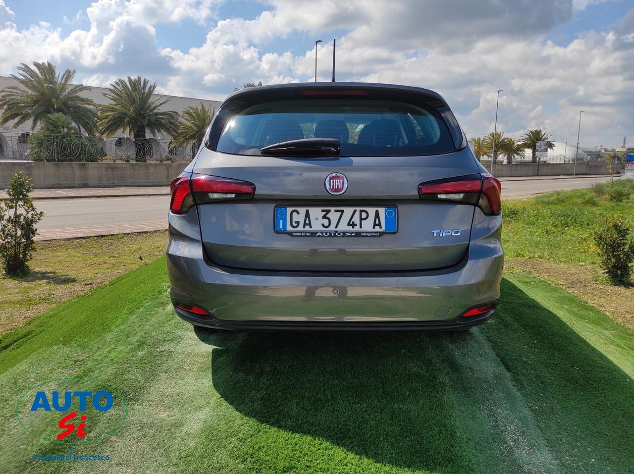 Fiat Tipo 1.6 Mjet - 120cv CAMBIO AUTOMAT