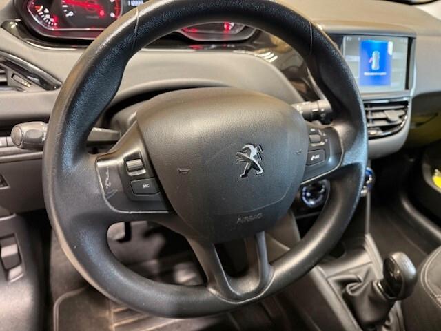 Peugeot 208 1.4 HDi 68 CV 5 porte Allure