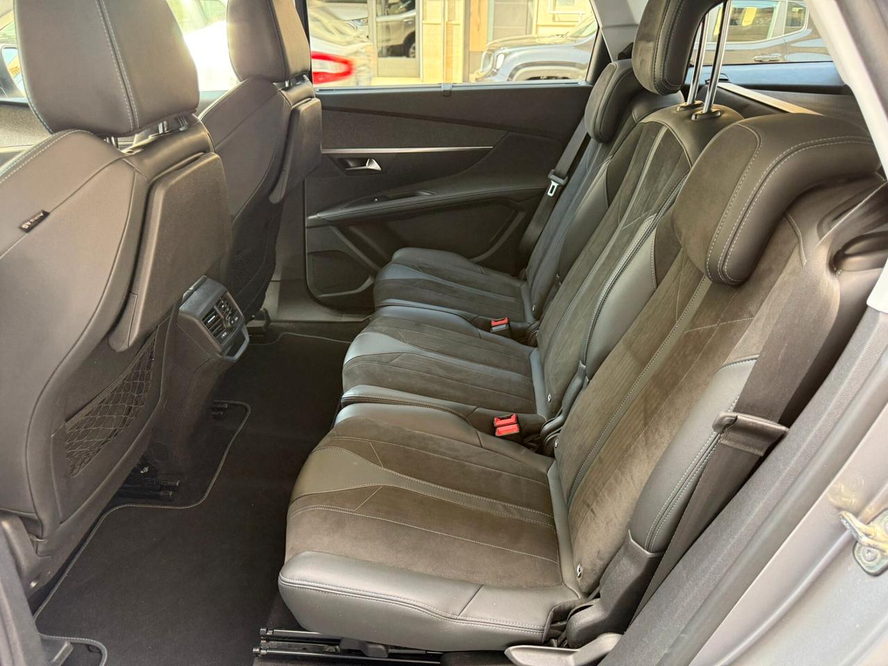 Peugeot 5008 BlueHDi 130 S&S Crossway