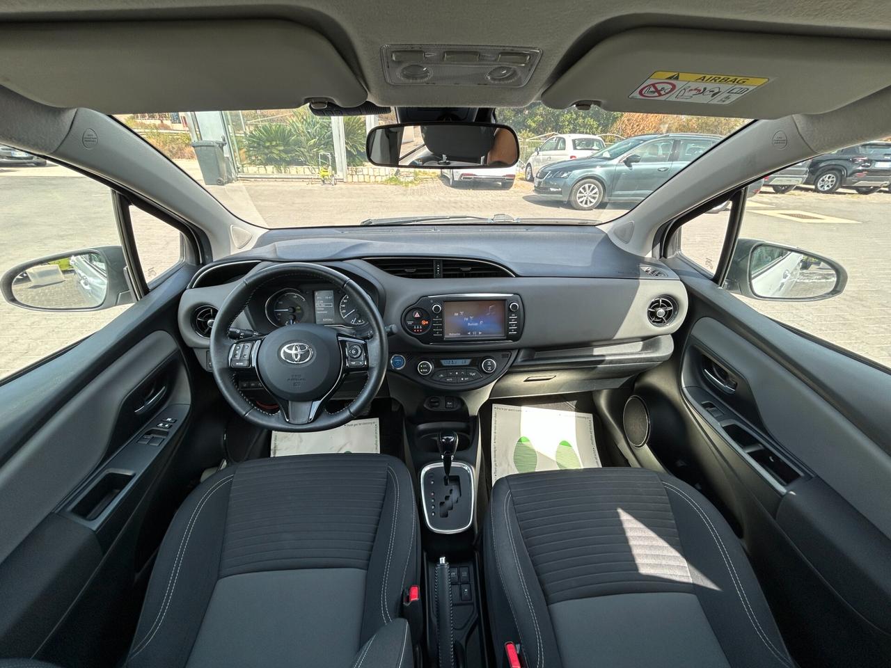 Toyota Yaris III 5p 1.5h Active