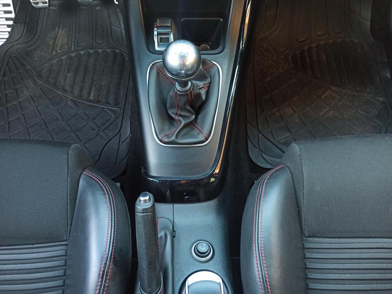 Alfa Romeo Giulietta 1750 TBi Quadrifoglio Verde
