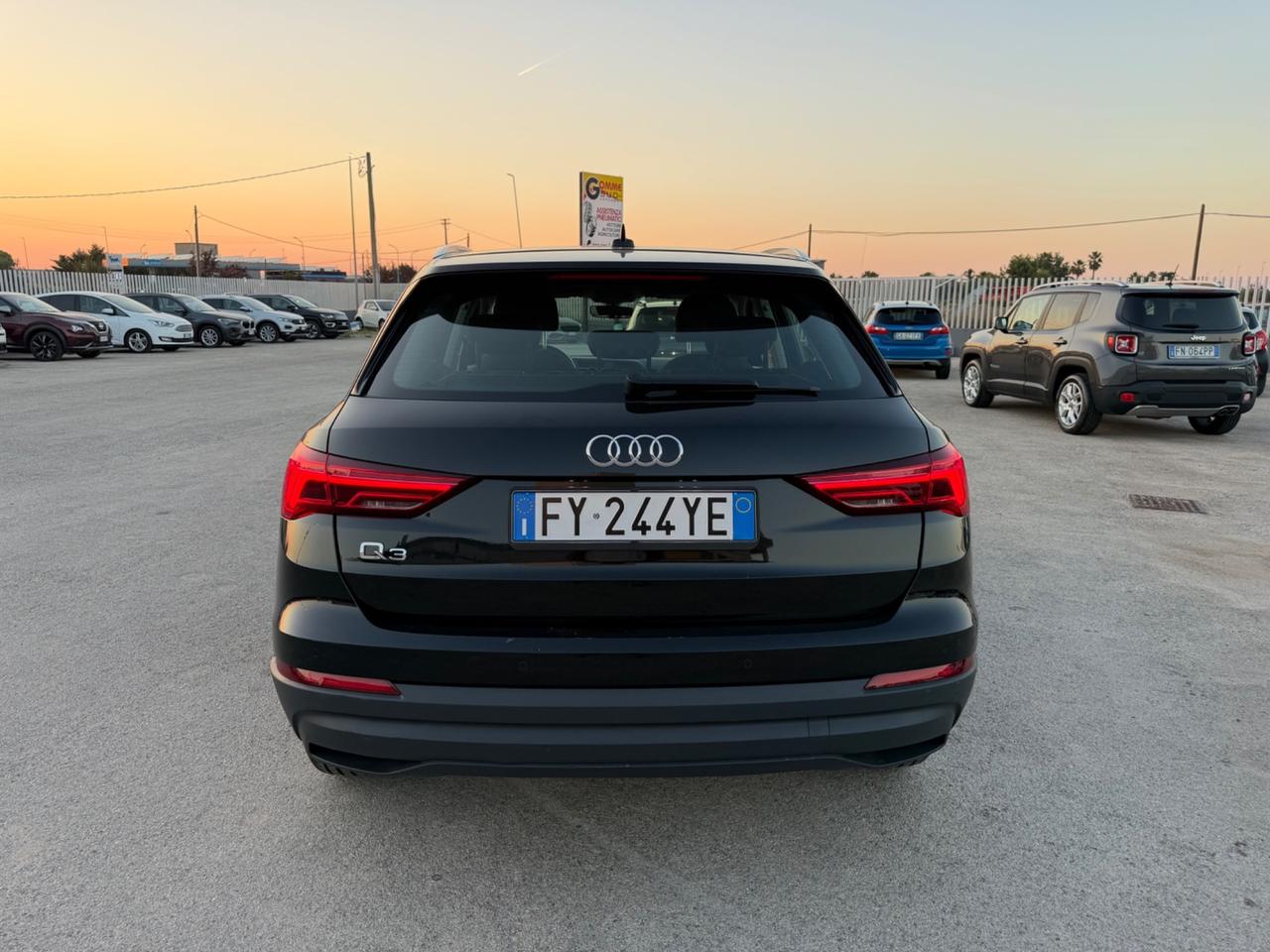 AUDI Q3 2.0 TDI 150CV STRONIC FULL LED MATRIX MY19