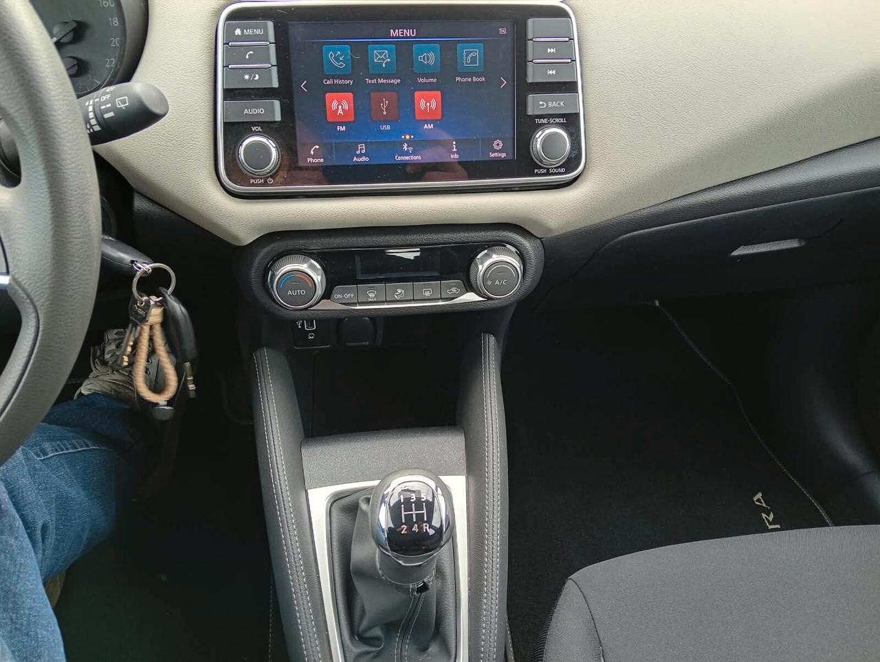 Nissan Micra IG-T 92 5 porte Tekna