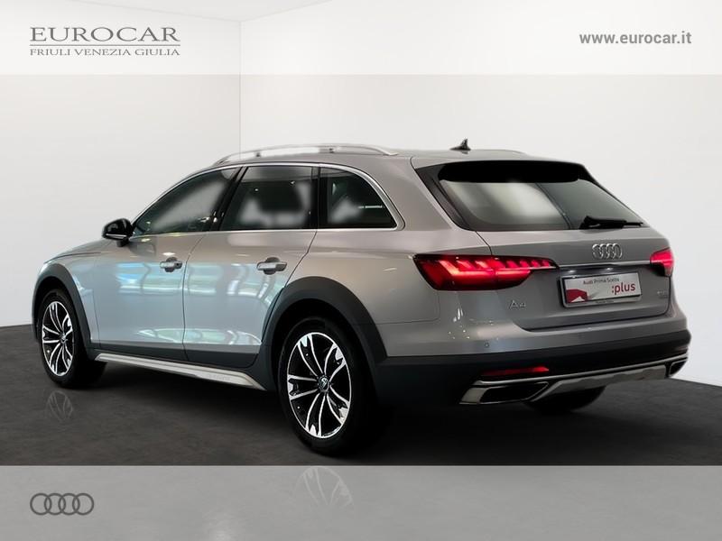 Audi A4 allroad allroad 40 2.0 tdi mhev identity contrast quattro 204cv s-tronic