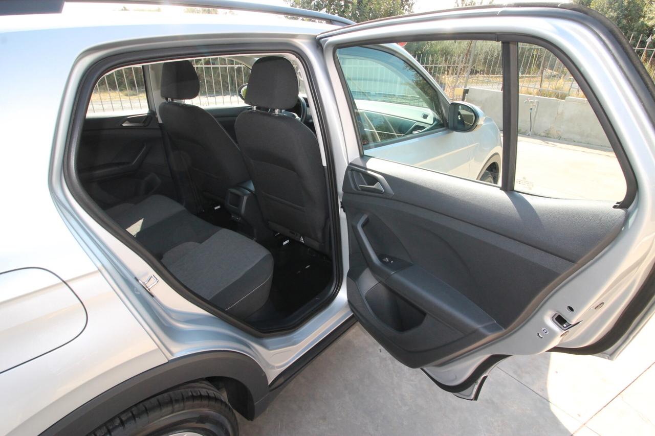 Volkswagen T-Cross 1.0 TSI Life 95CV | 17.600 KM 2024