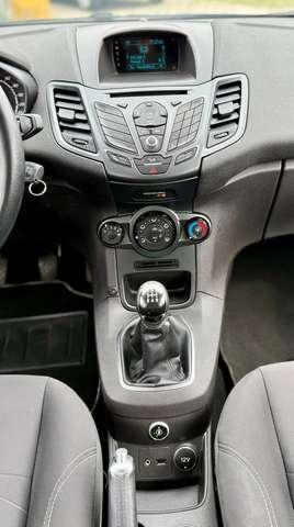 Ford Fiesta 5p 1.4 Titanium Gpl 95cv E6