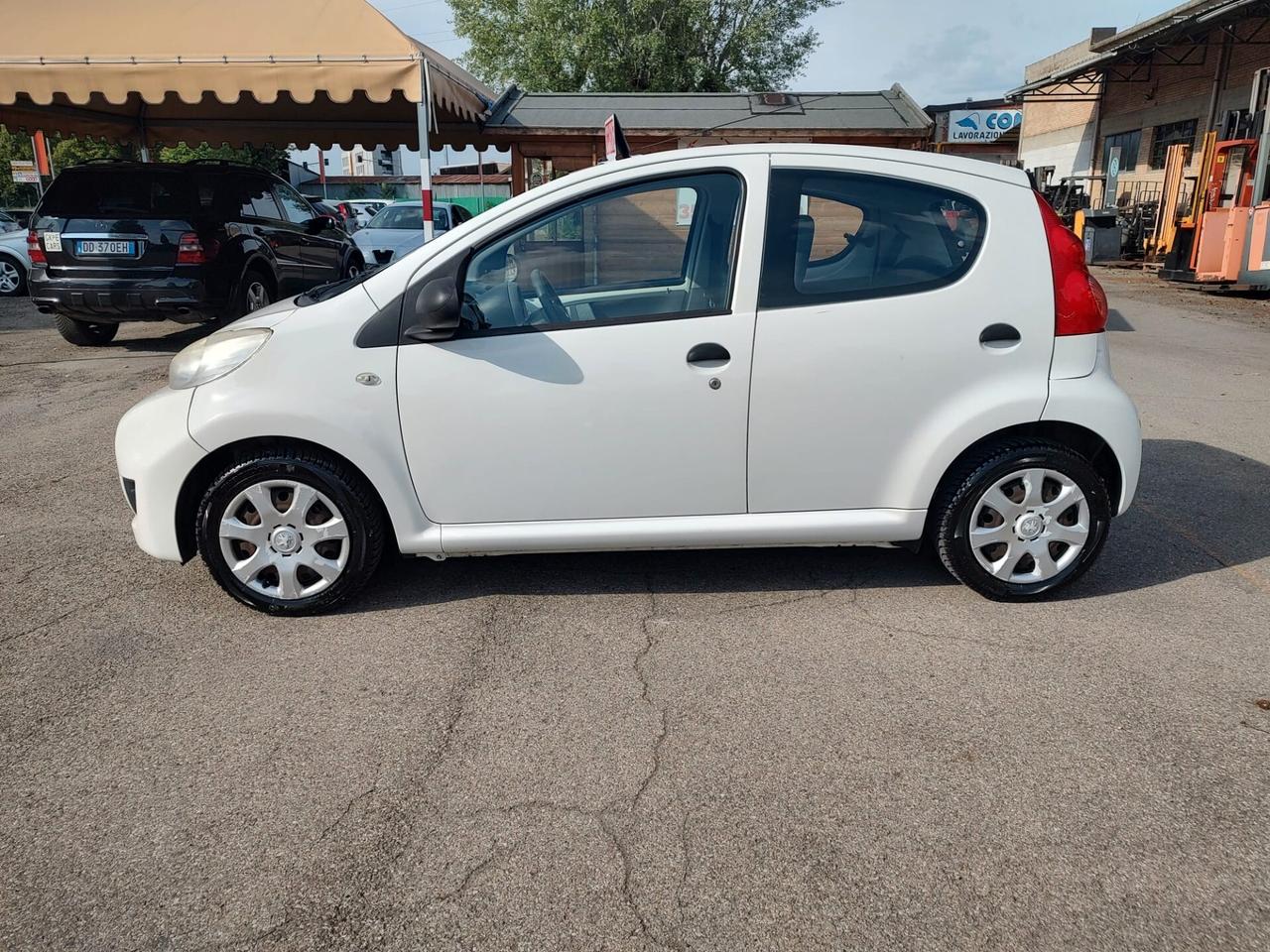 Peugeot 107 BENZINA, 5 PORTE, 1.0 12V ACCESS, 50 KW, 68CV, OK NEOPATENTATI, GARANZIA L.12 MESI