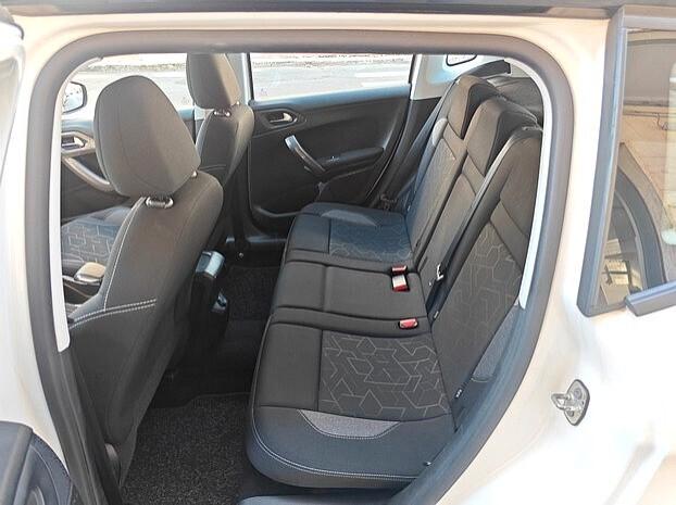 PEUGEOT 2008 1.6 HDI 100 cv - 2016
