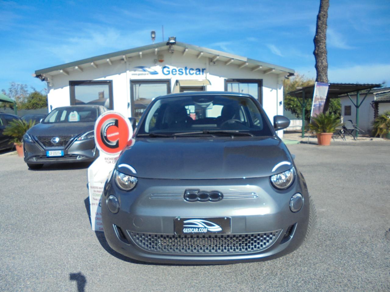 Fiat 500 500e Berlina 42 kWh Icon