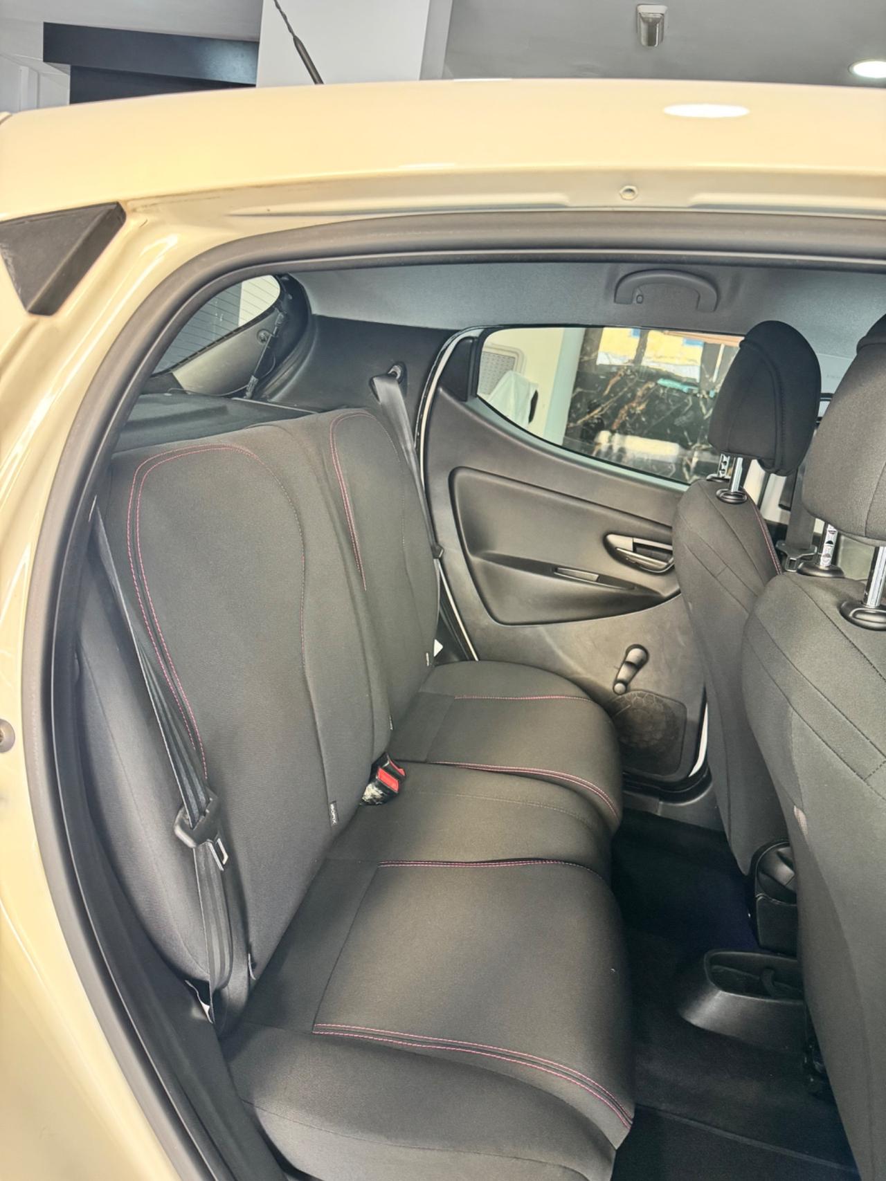 Lancia Ypsilon 1.3 MJT 16V 95 CV 5 porte S&S Platinum