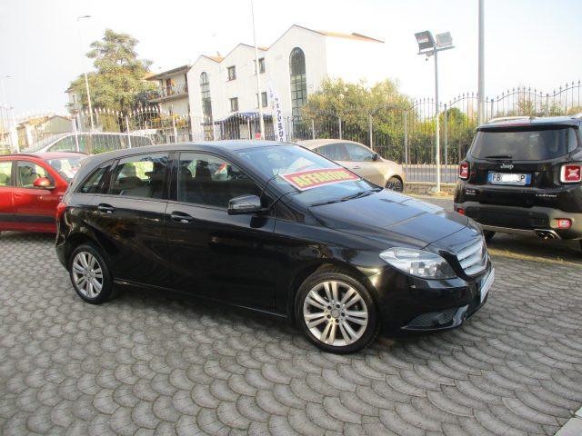 MERCEDES-BENZ B 180 CDI Executive