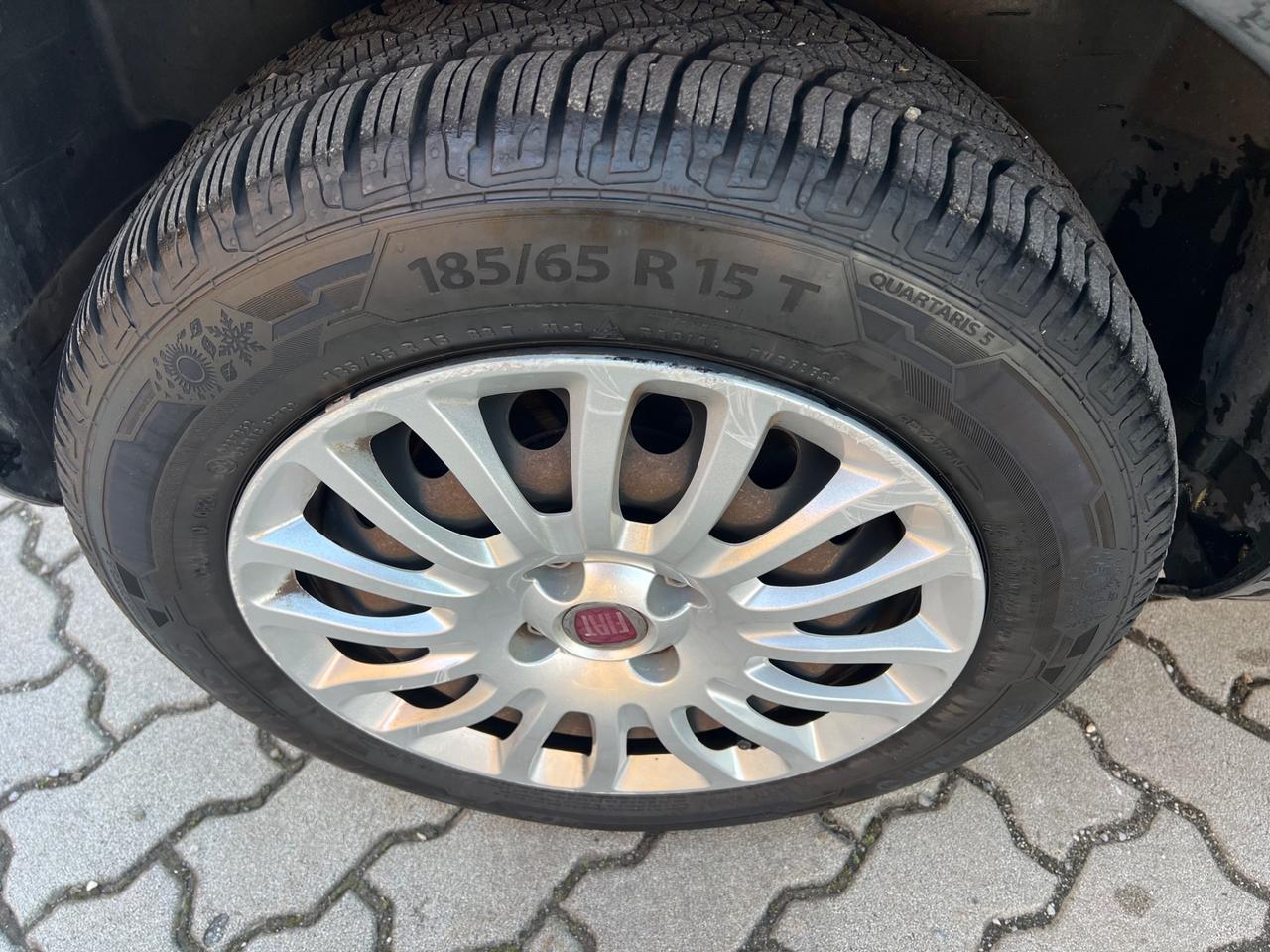 Fiat Punto 1.4 8V 5 porte Easypower Street