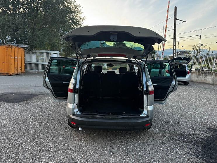 Ford S-Max 1.8 TDCi 125CV Titanium