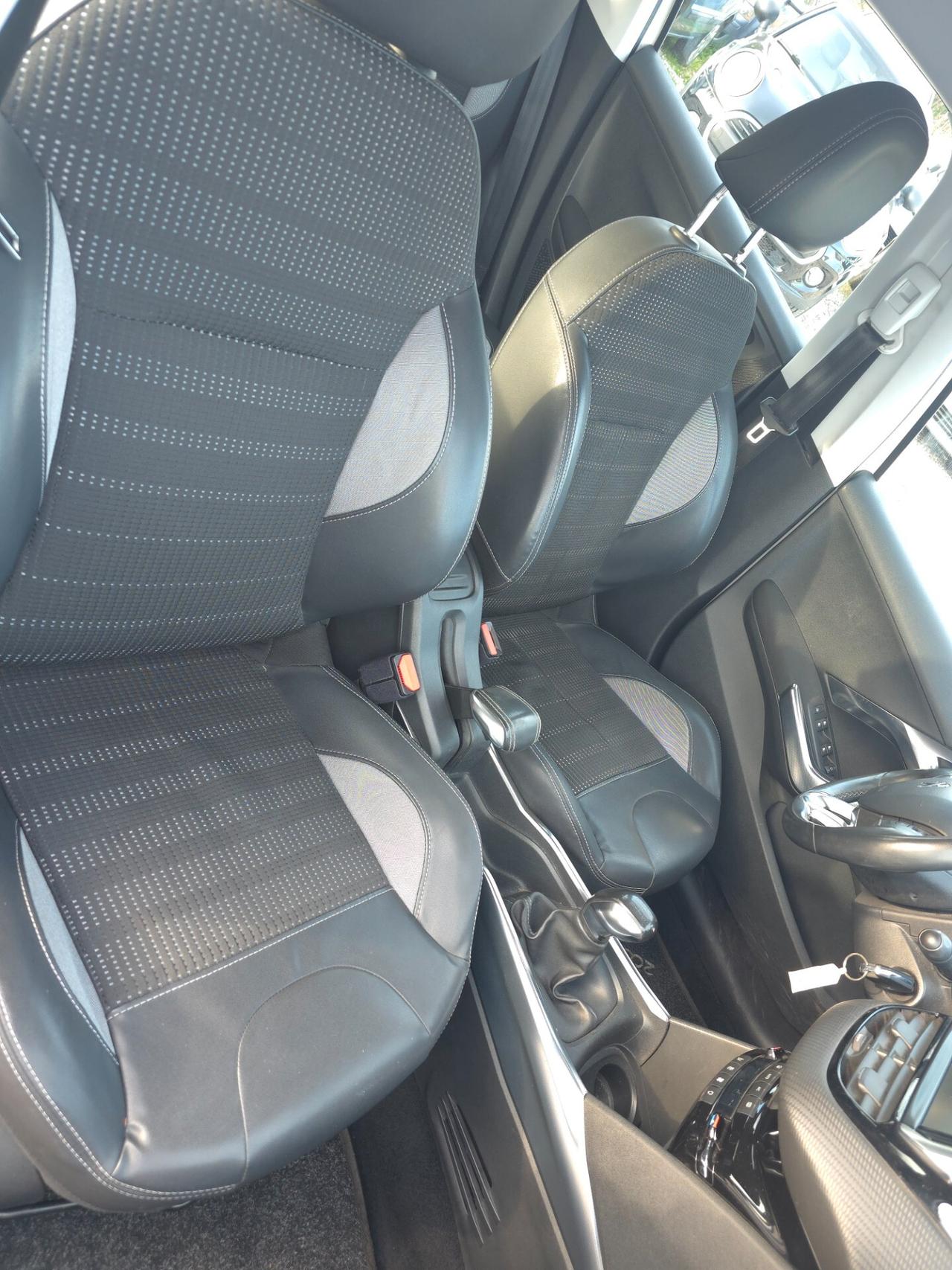 Peugeot 2008 PureTech 82 Allure