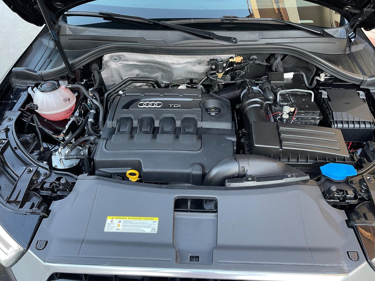 Audi Q3 2.0 TDI 184 CV quattro S tronic Business S -LiNe