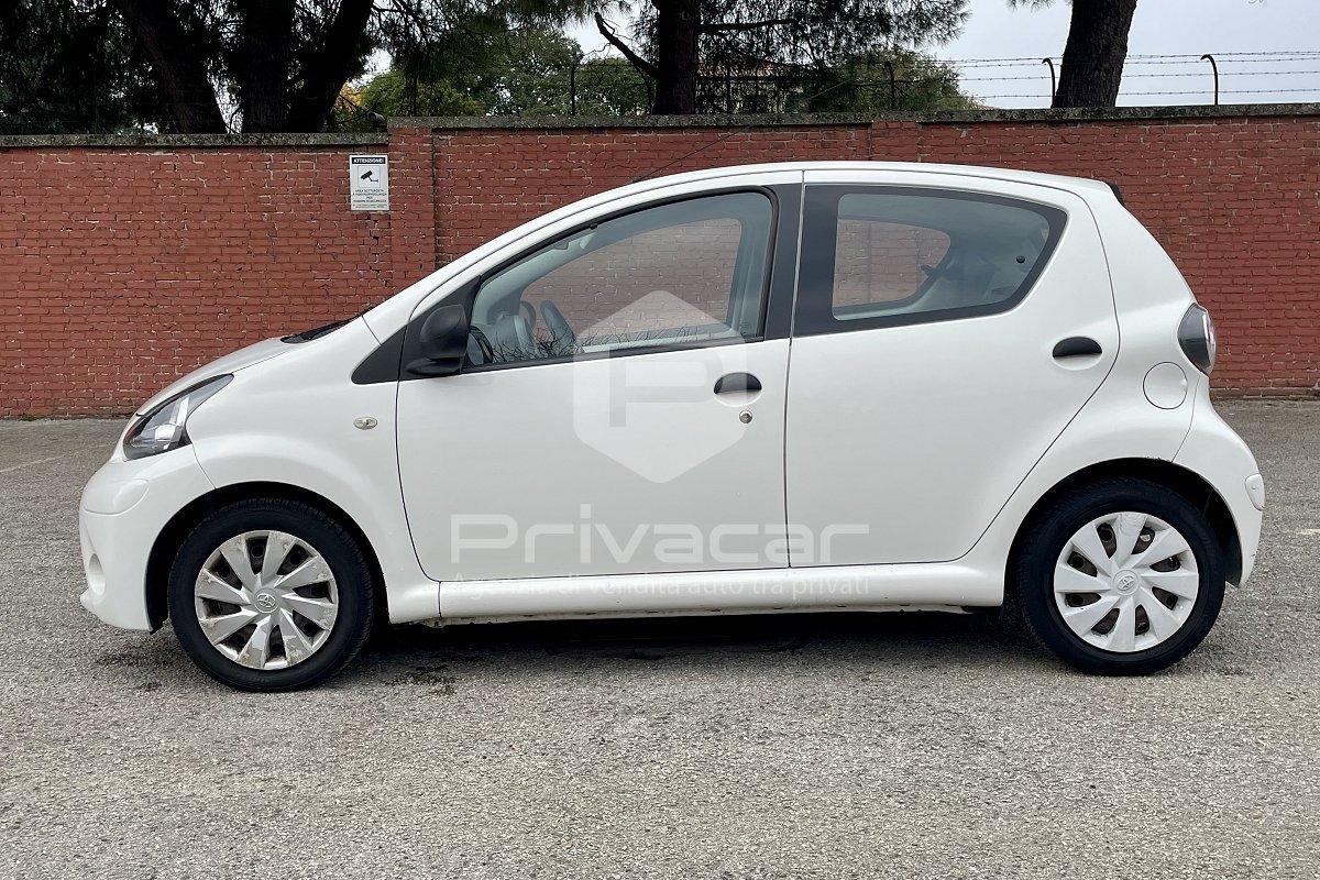 TOYOTA Aygo 1.0 12V VVT-i 5 porte Active Connect