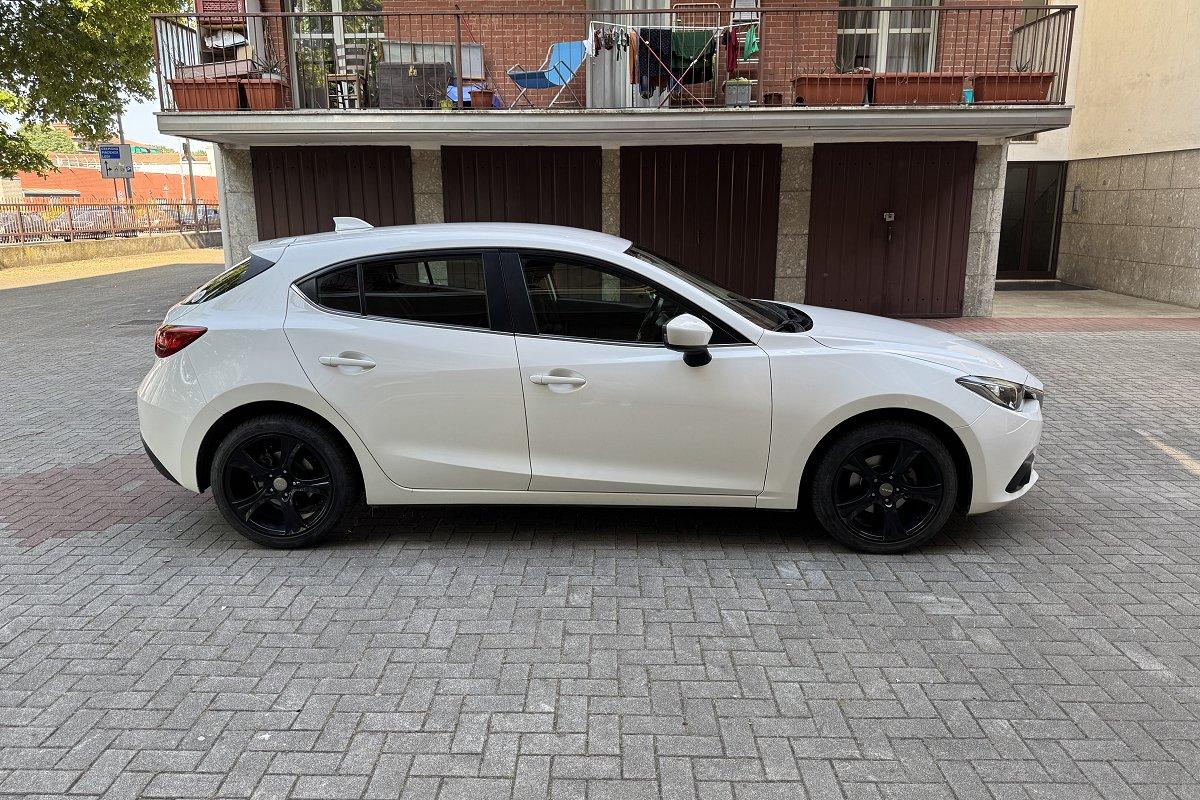 MAZDA Mazda3 1.5 Skyactiv-G Evolve