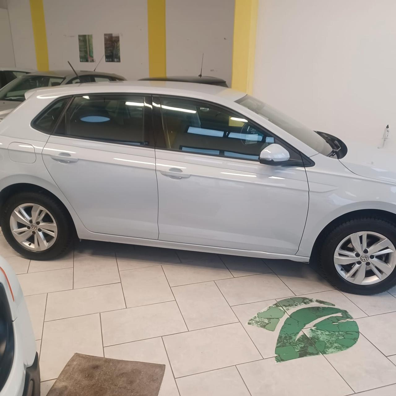 70.118KM SEMBRA NUOVA VW POLO 1.0 NEOPATENTATI