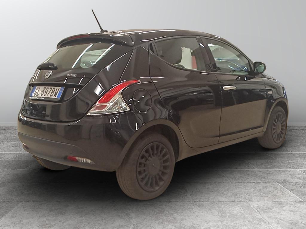 LANCIA Ypsilon III 2021 - Ypsilon 1.0 firefly hybrid Silver s&s 70c