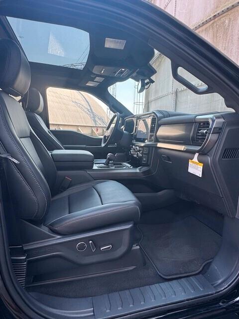 FORD F 150 5.0 V8 LARIAT BLACK APPEARANCE PKG