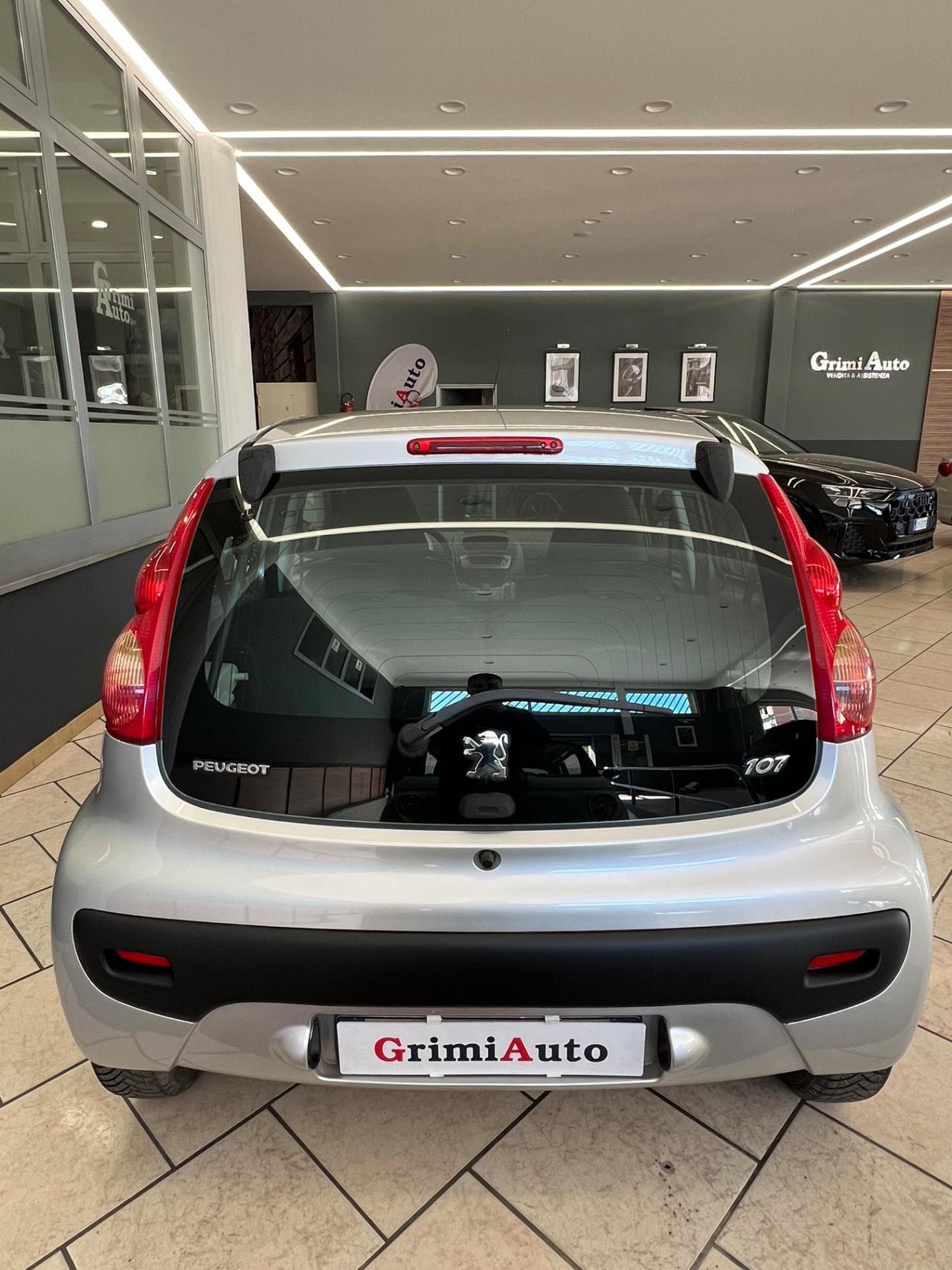 Peugeot 107 1.0 68CV 5p. Sweet Years 2Tronic