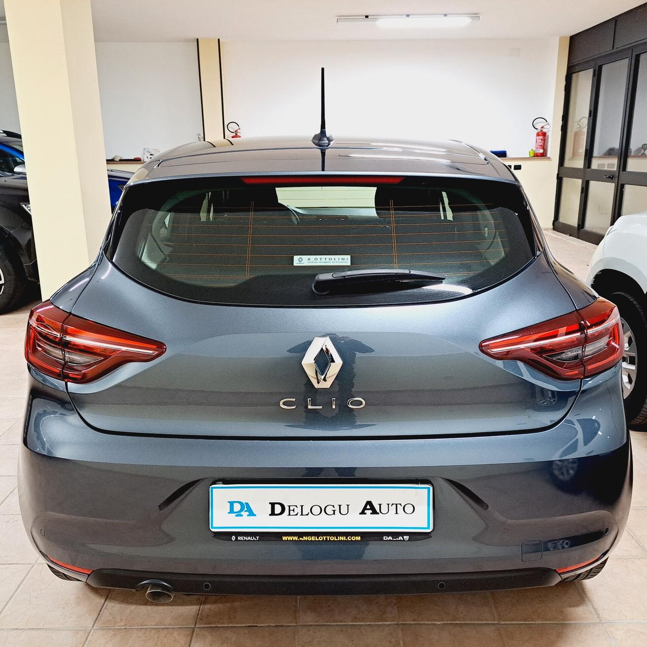 Clio TCe 90 CV 5 porte Zen AZIENDALE PERFETTA