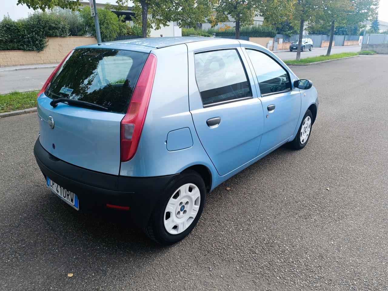 Fiat Punto 1.2 5 porte SOLAMENTE 69.000 KM