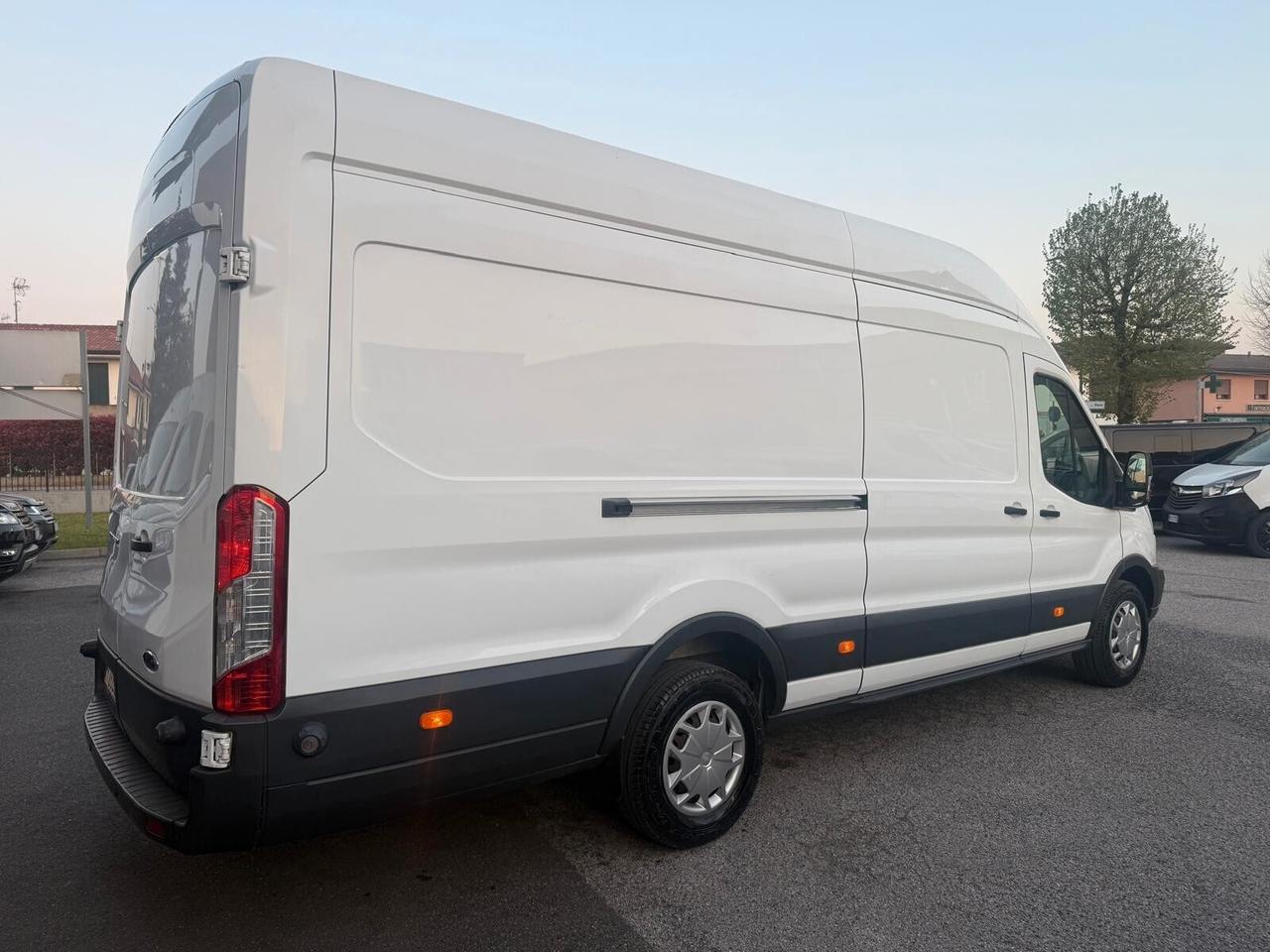 Ford Transit Van 363 passo lungo (MOTORE NUOVO)