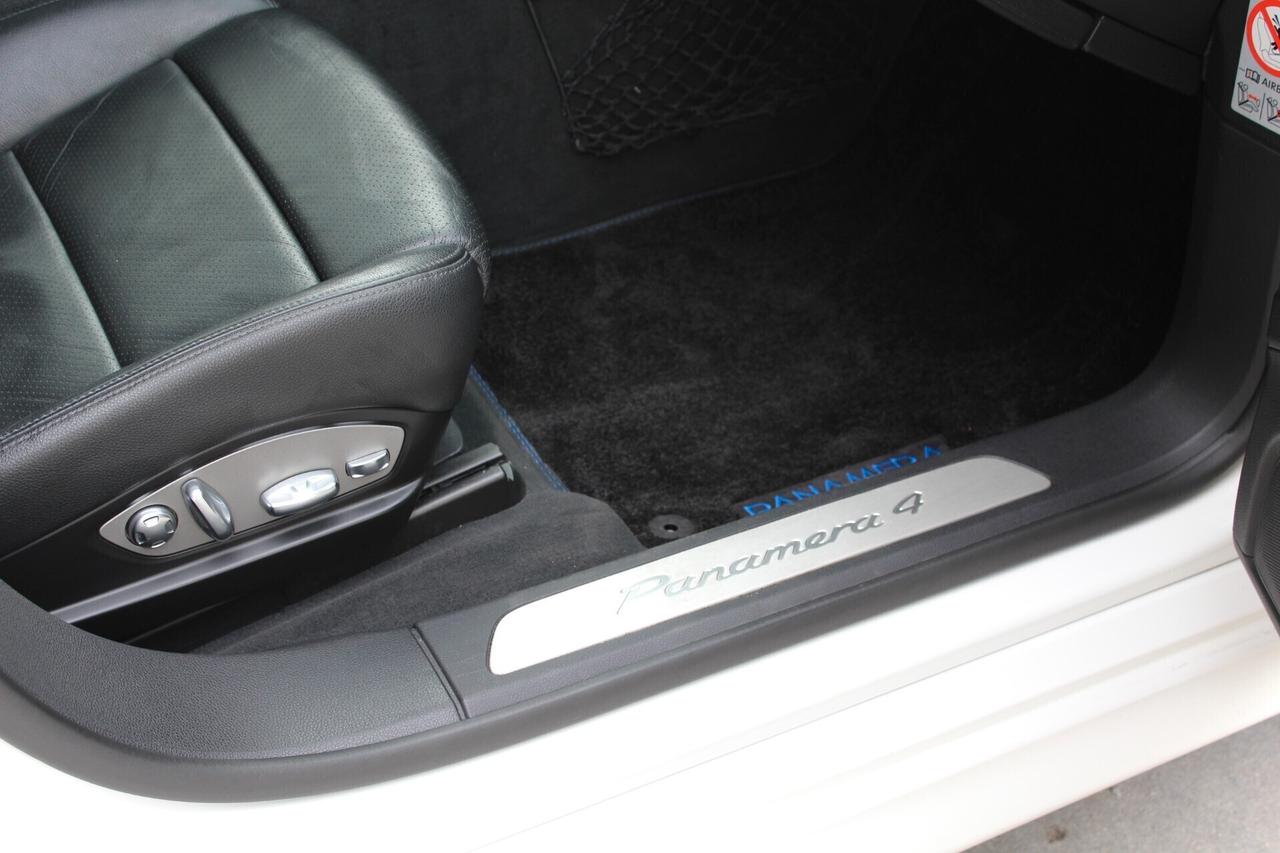 Porsche Panamera 3.6 4