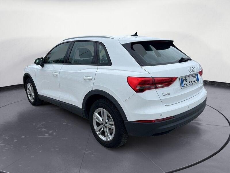 Audi Q3 35 TDI S tronic Business