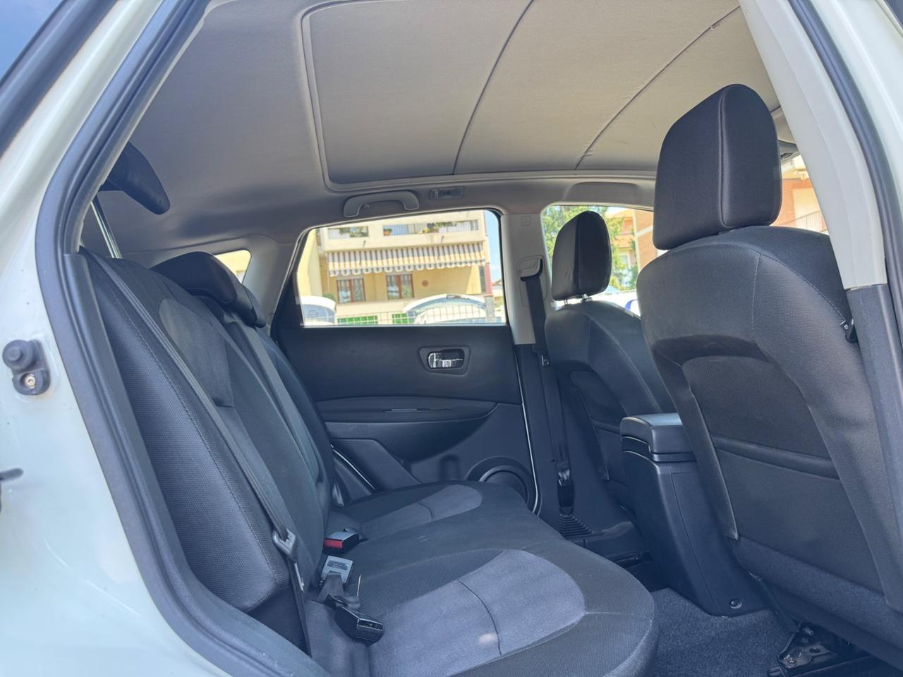 Nissan Qashqai 1.6 dCi neopaten garanzia 12 mesi