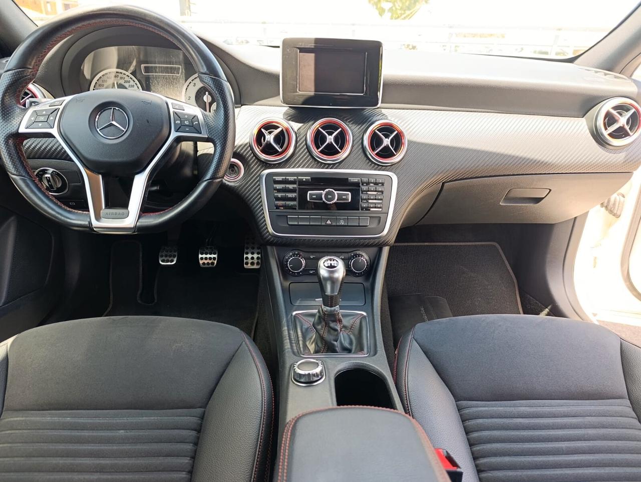 Mercedes A 180 CDI Premium 2015
