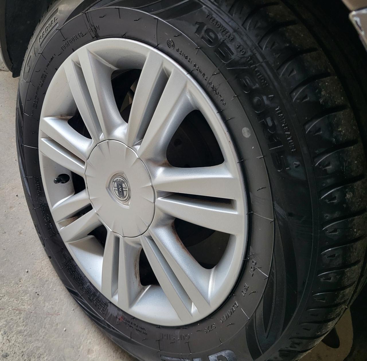 Lancia MUSA 1.4 16V Platino con tetto apribile