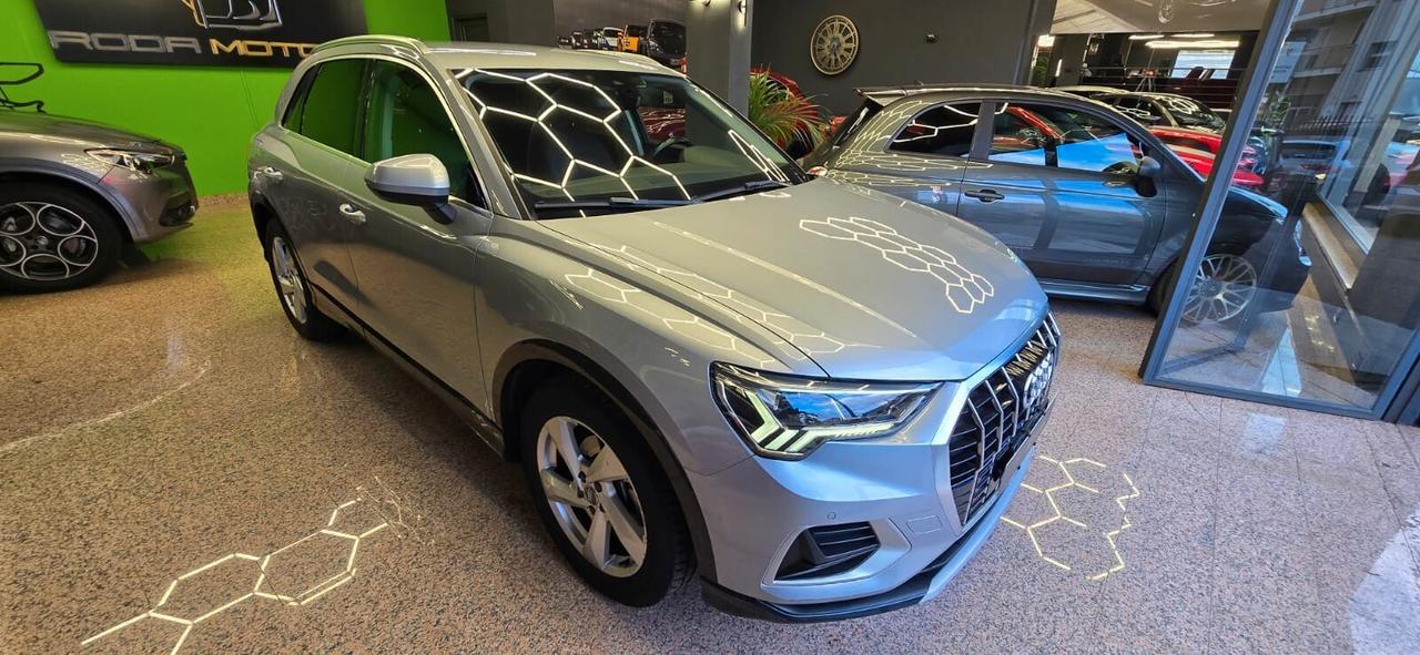 Audi Q3 2.0 TDI 150 CV Sport