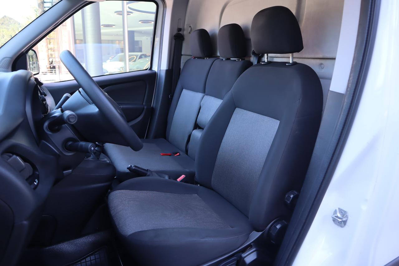 DOBLO 1.6 JTDM 105 CV 3 POSTI GANCIO DI TRAINO CAMERA