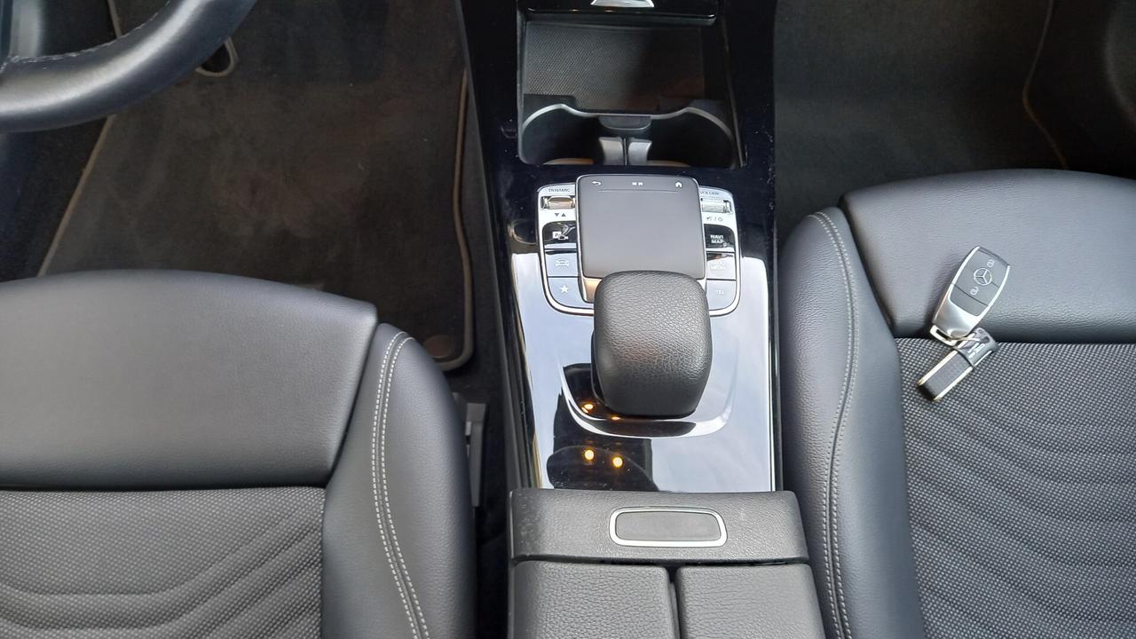 Mercedes-benz A 180 d Automatic Business