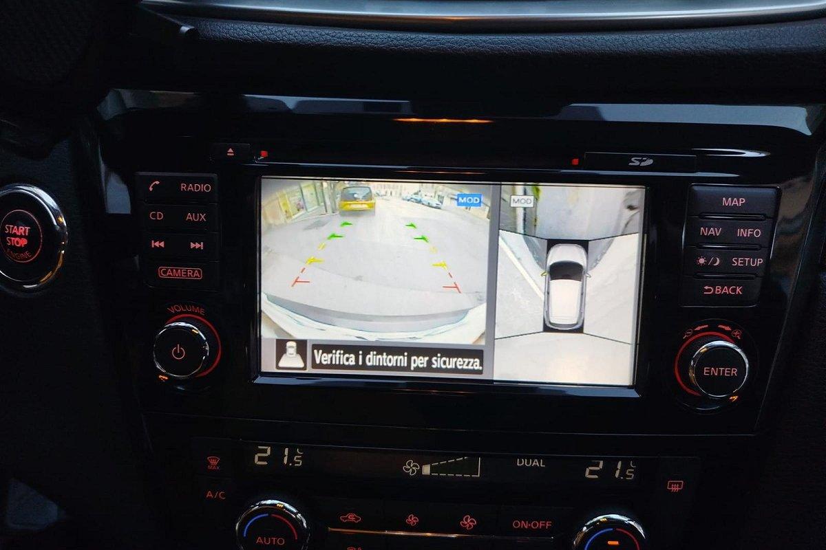 NISSAN Qashqai 1.6 dCi 2WD XTronic Tekna