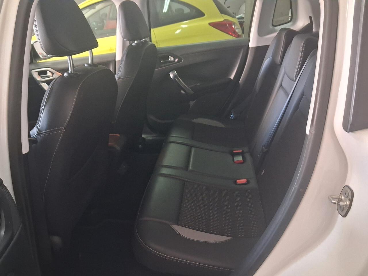 Peugeot 2008 BlueHDi 1.6 Allure unico prop 2017